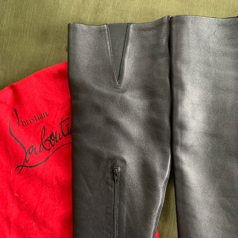 Christian Louboutin Over the knee boots - Picture 2 of 11